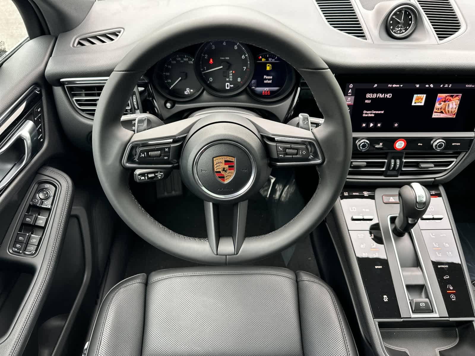 Thumbnail: 2026 Porsche Macan - 15