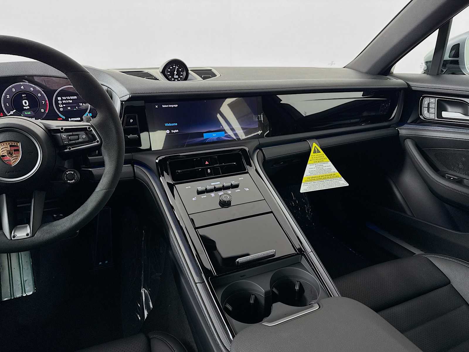 Thumbnail: 2026 Porsche Panamera - 19