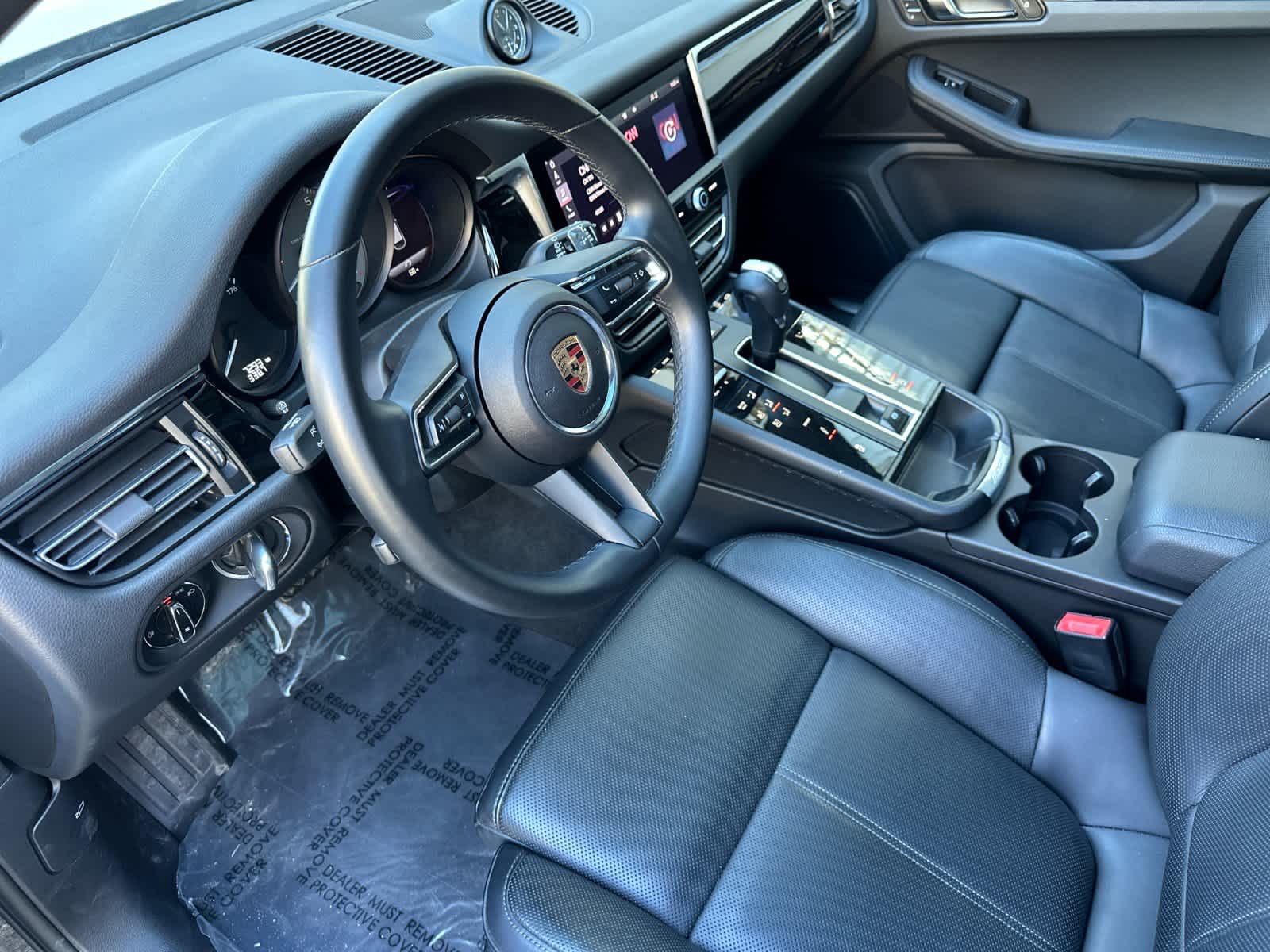 Thumbnail: 2025 Porsche Macan - 4