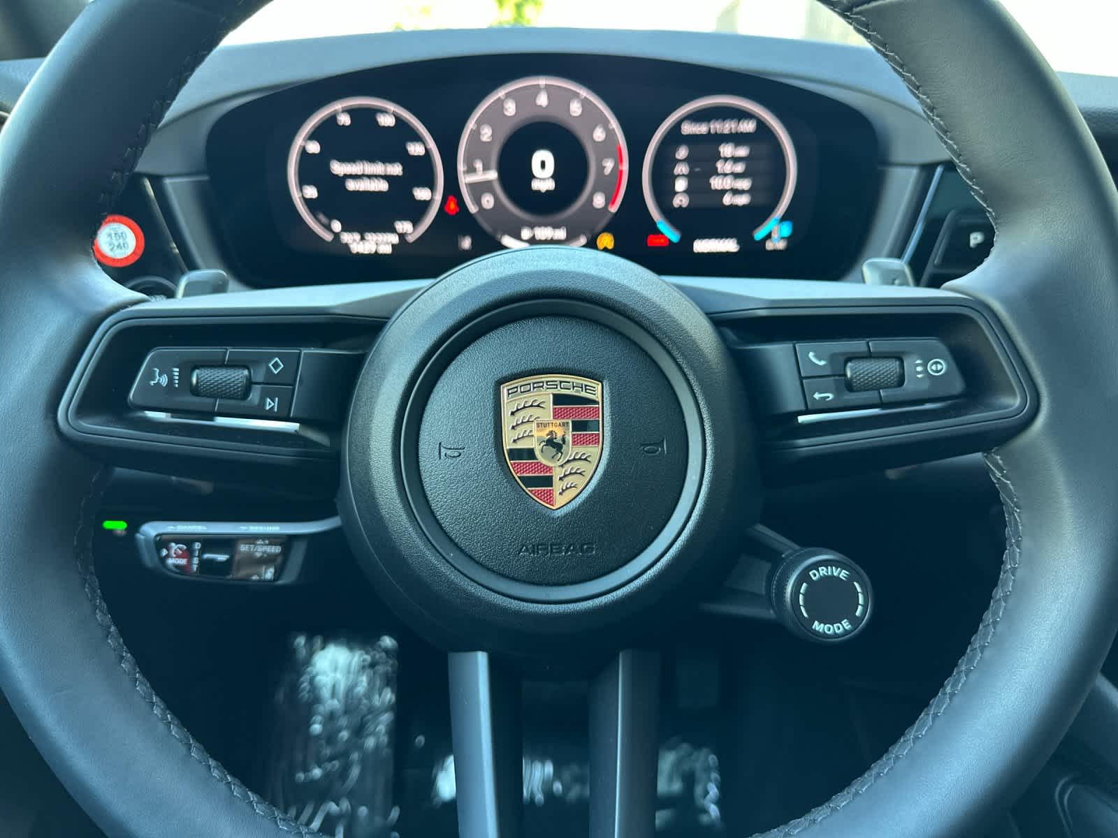Thumbnail: 2025 Porsche Cayenne - 27