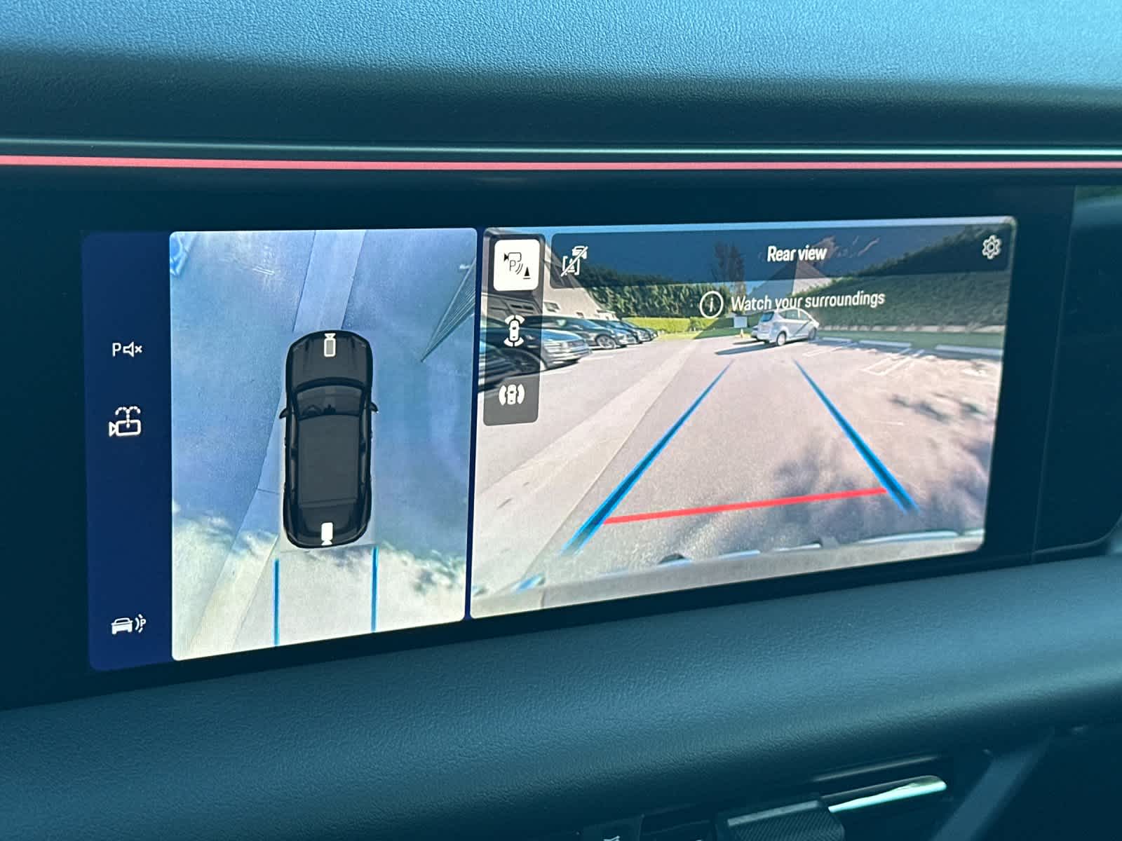 Thumbnail: 2026 Porsche Macan - 23