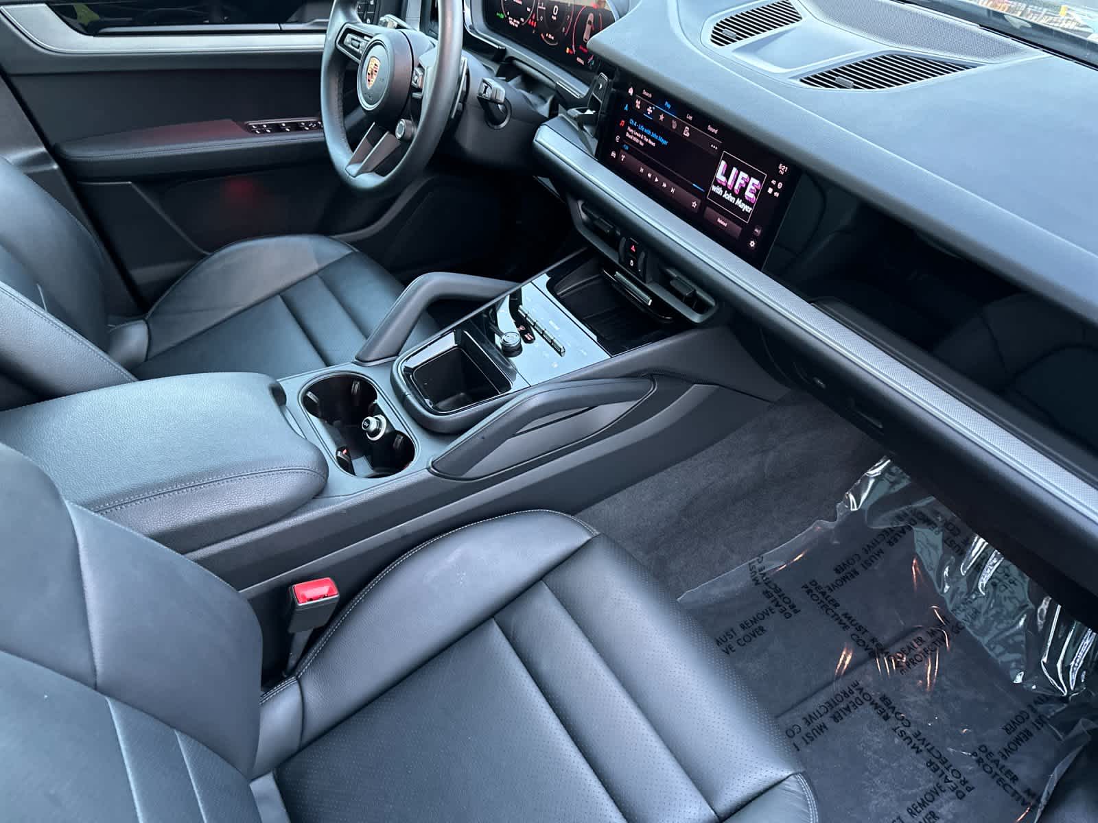 Thumbnail: 2025 Porsche Cayenne - 17