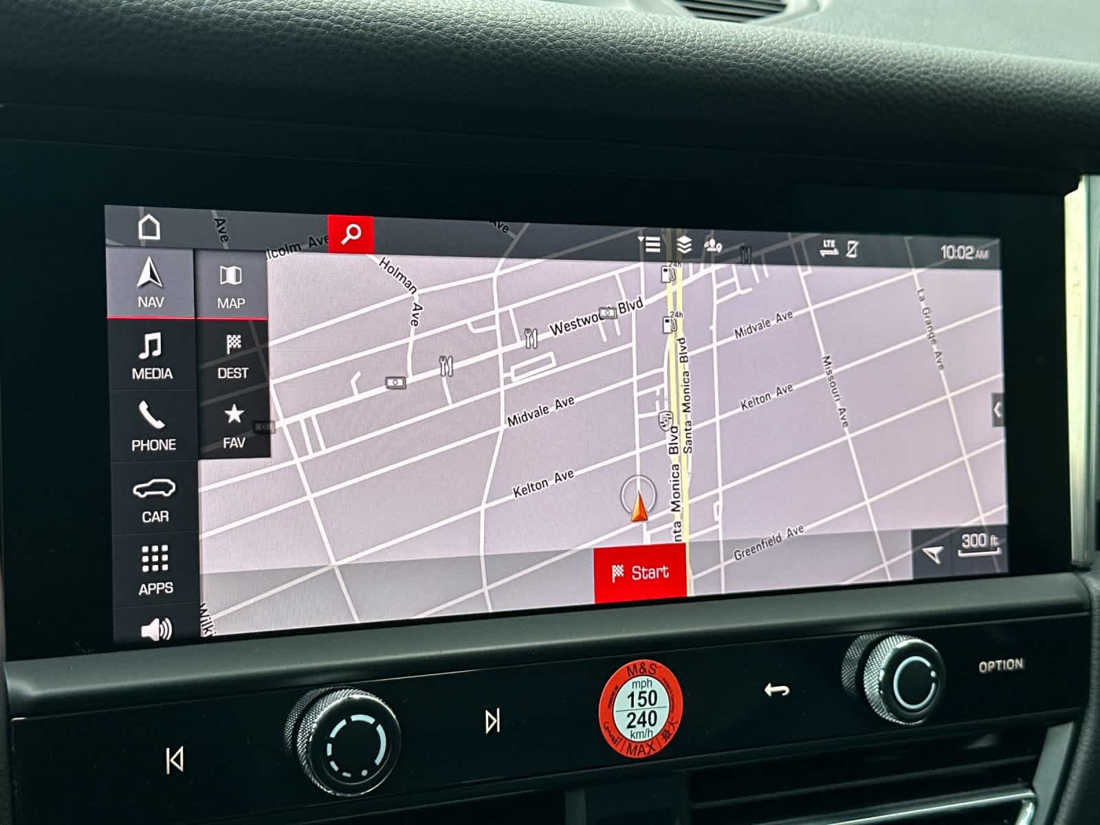 Thumbnail: 2025 Porsche Macan - 21