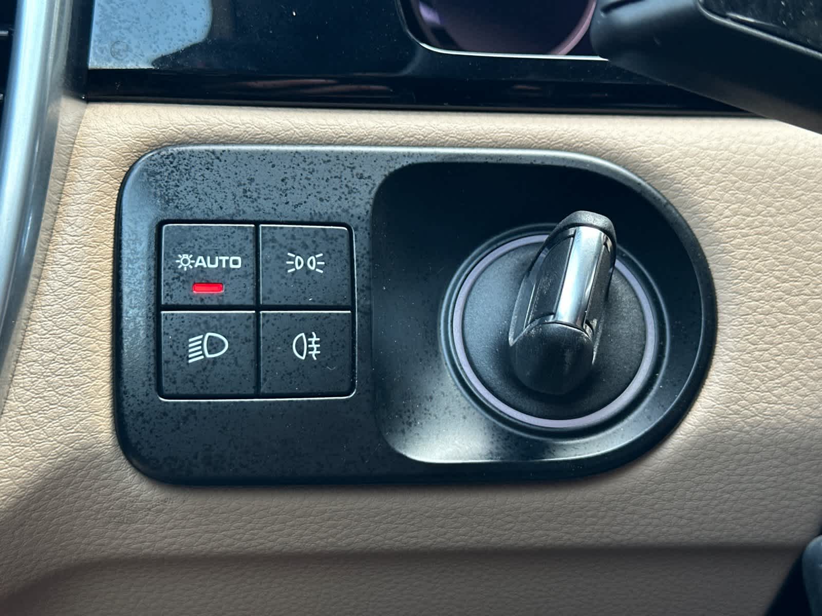 Thumbnail: 2023 Porsche Cayenne - 30