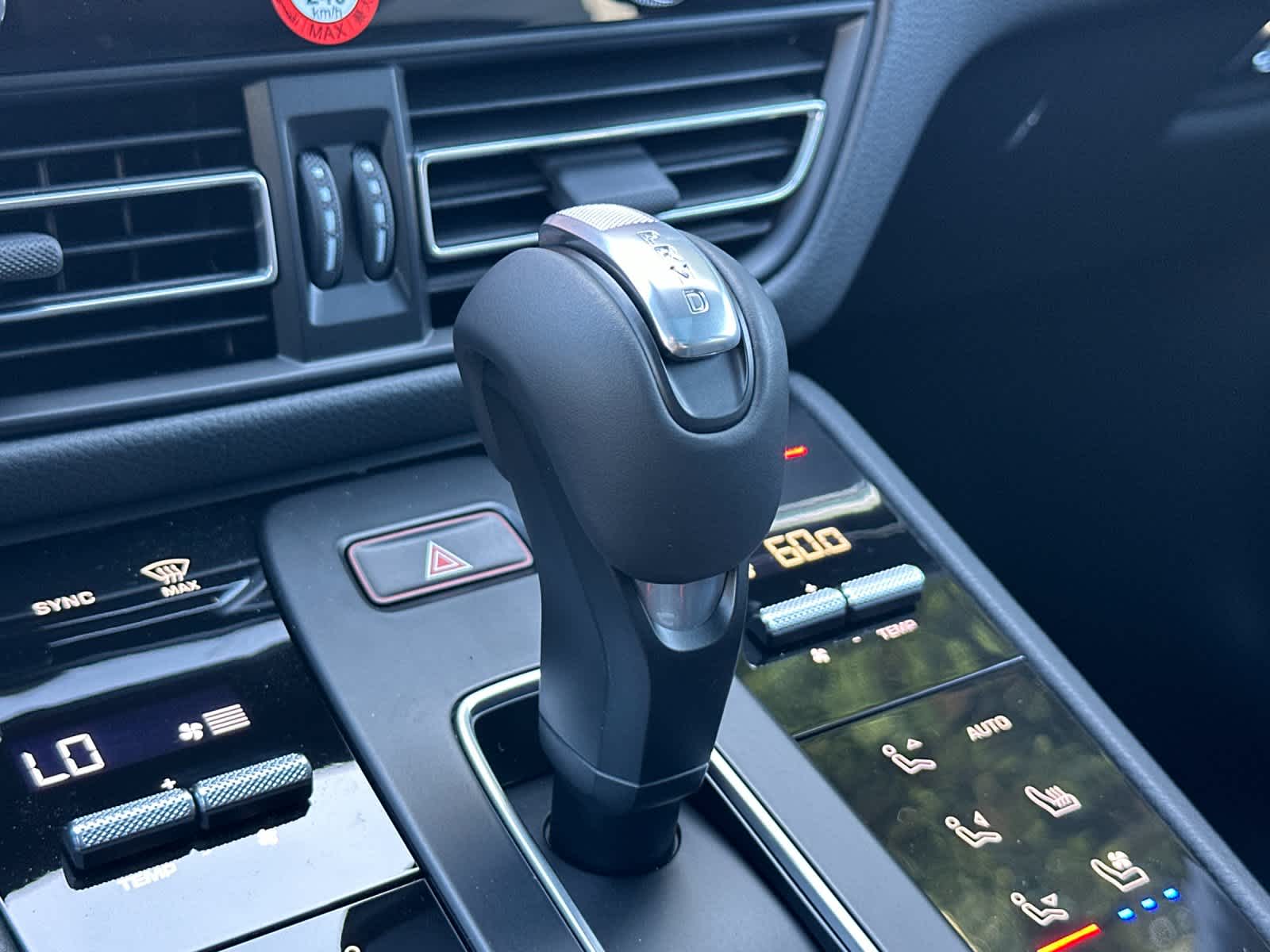 Thumbnail: 2026 Porsche Macan - 25