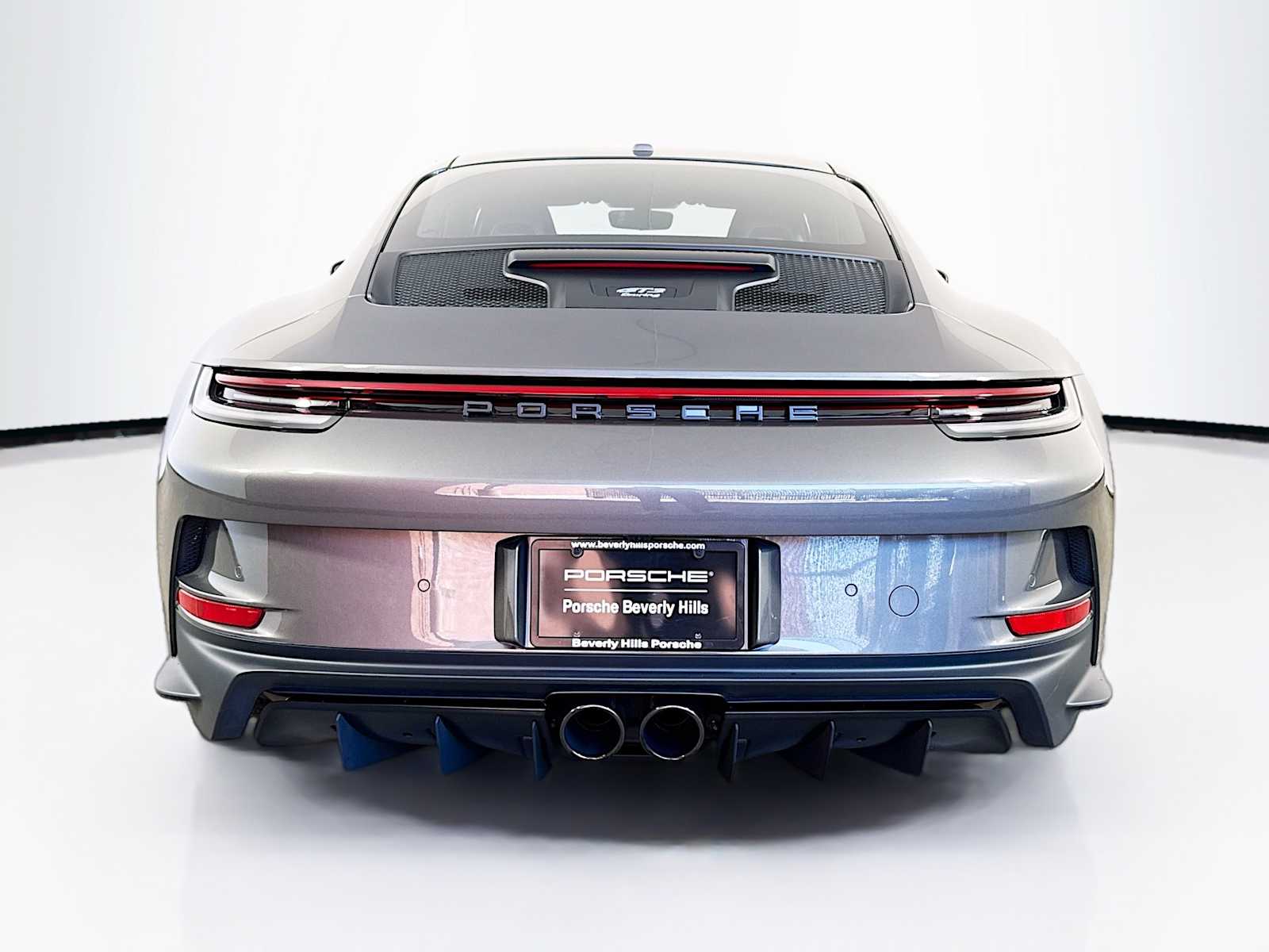 Thumbnail: 2023 Porsche 911 - 10