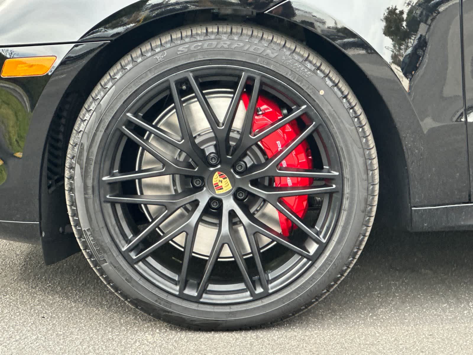 Thumbnail: 2026 Porsche Macan - 32