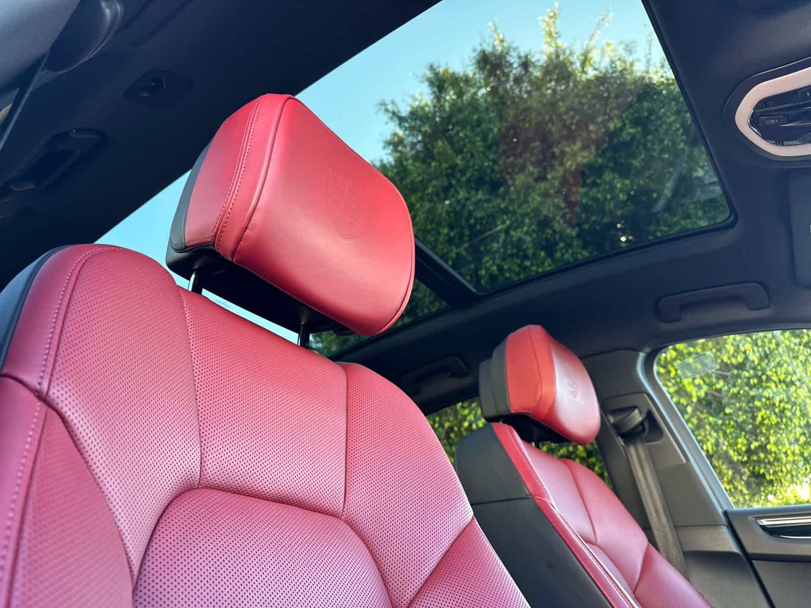 Thumbnail: 2025 Porsche Macan - 18