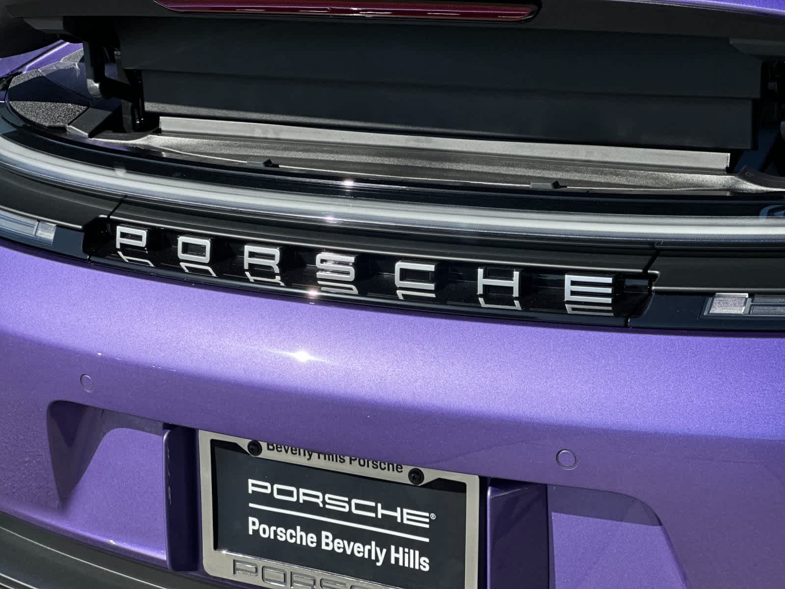 Thumbnail: 2026 Porsche 911 - 27