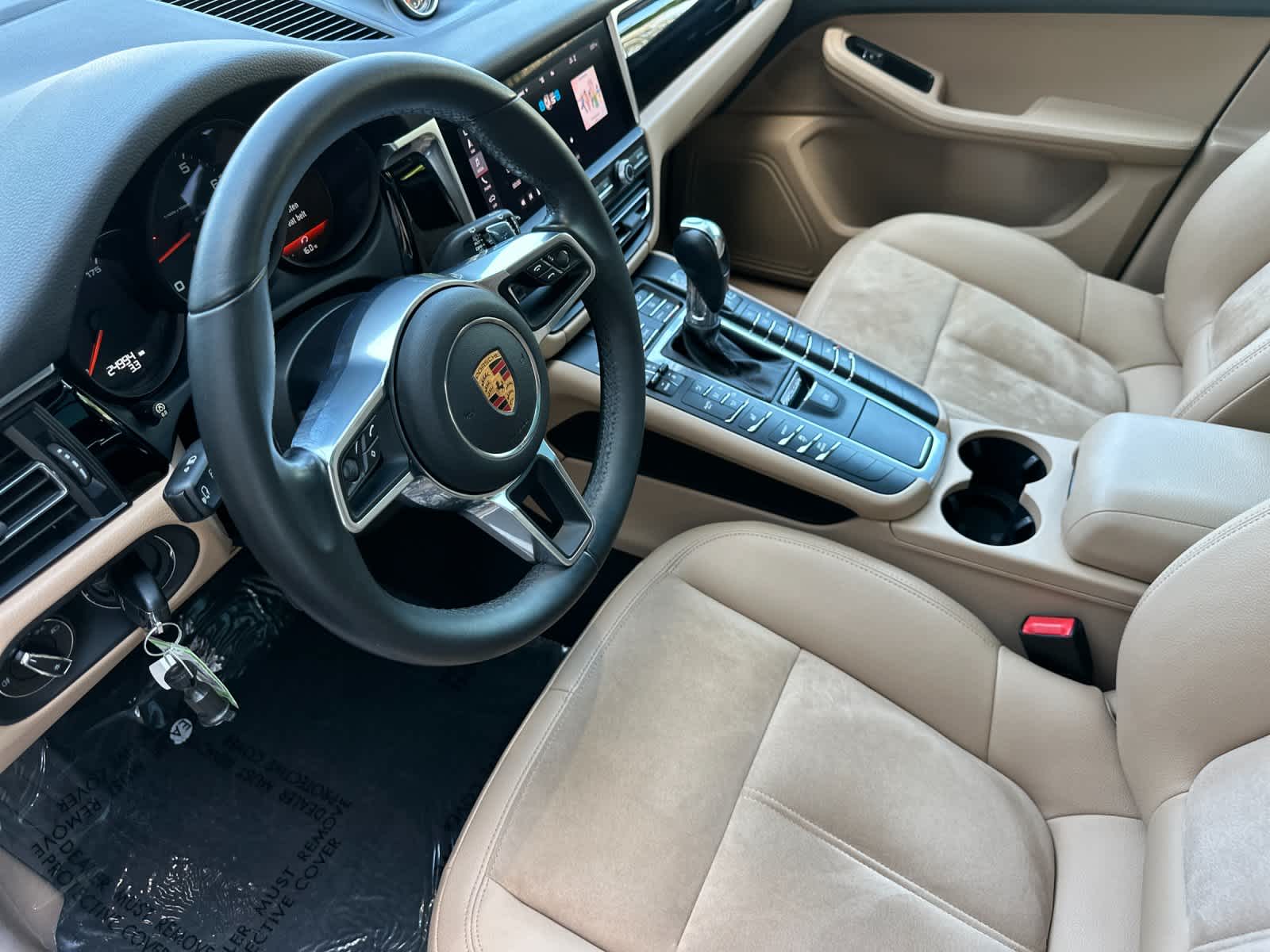 Thumbnail: 2020 Porsche Macan - 4