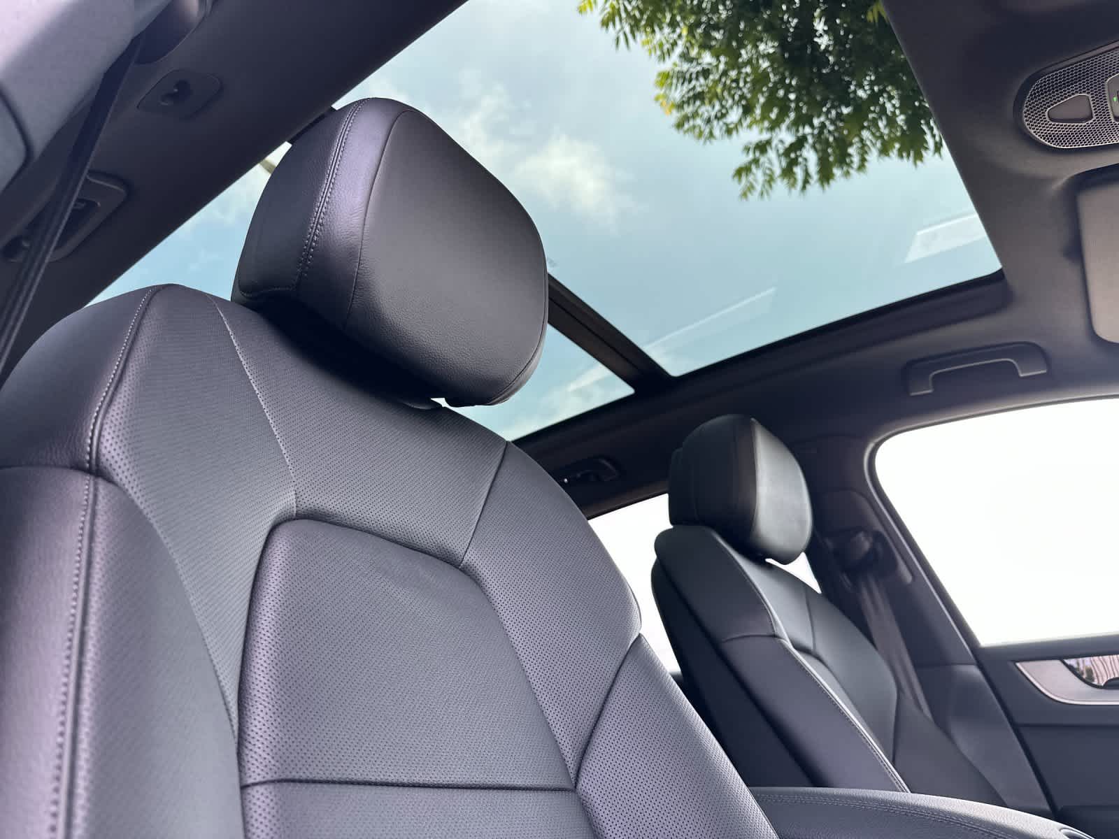 Thumbnail: 2026 Porsche Cayenne - 18