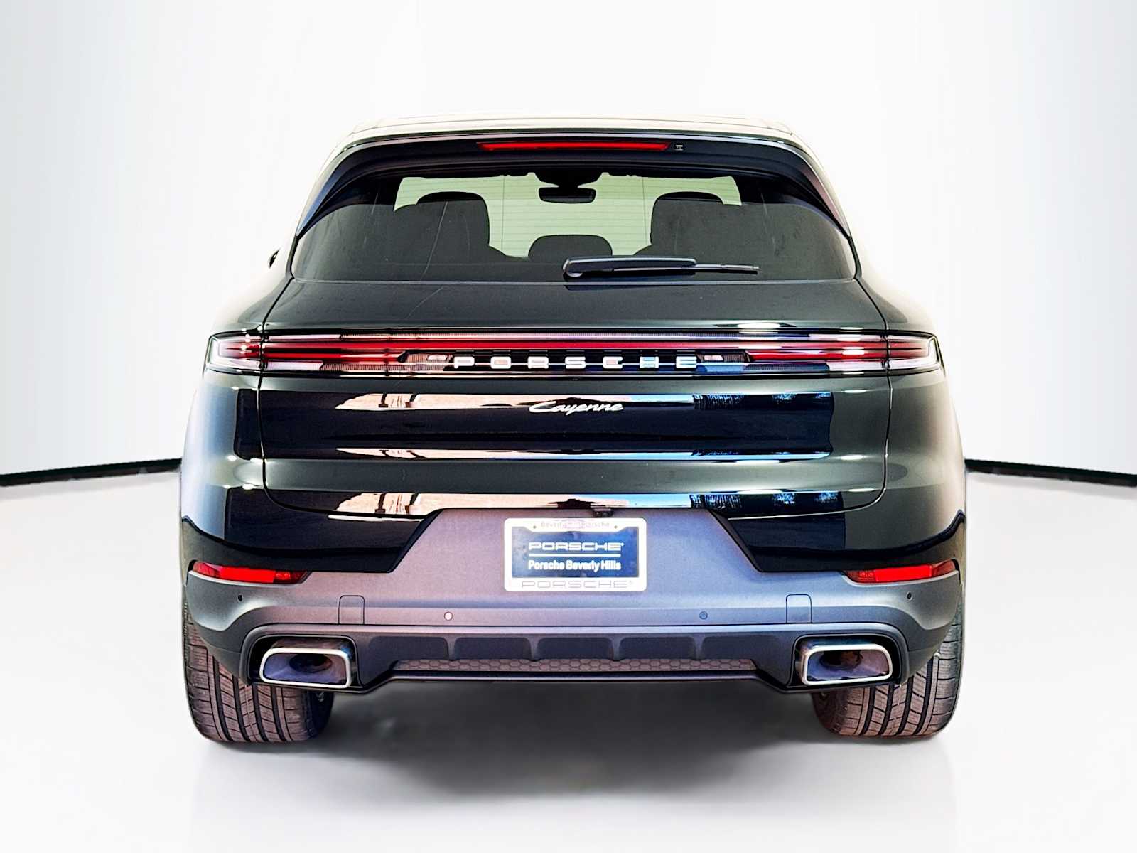 Thumbnail: 2026 Porsche Cayenne - 10