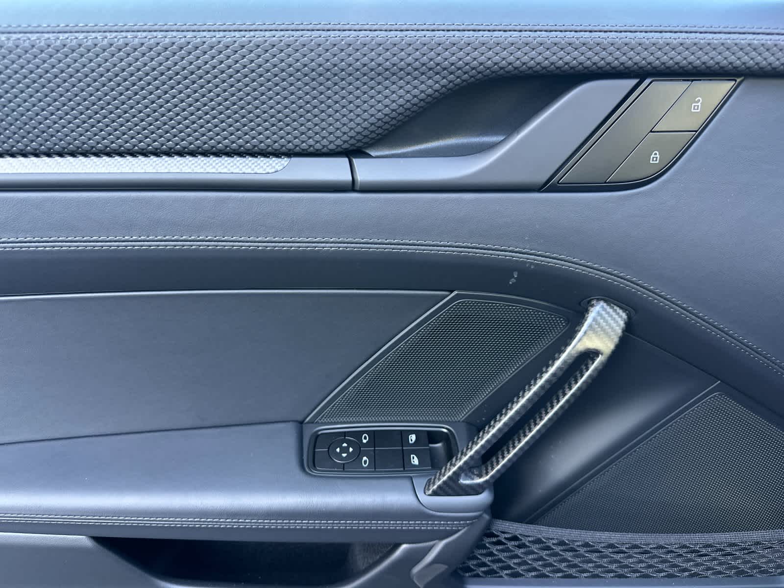 Thumbnail: 2026 Porsche 911 - 11