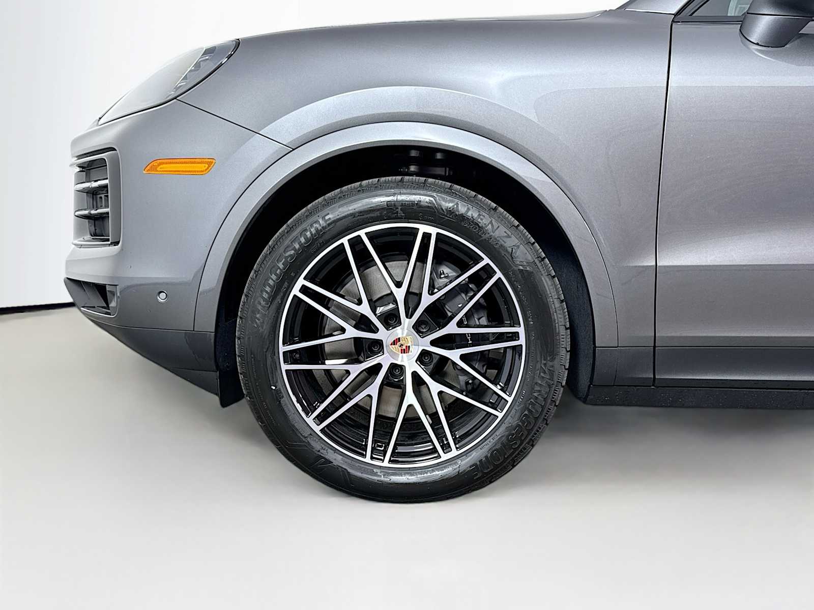 Thumbnail: 2025 Porsche Cayenne - 24