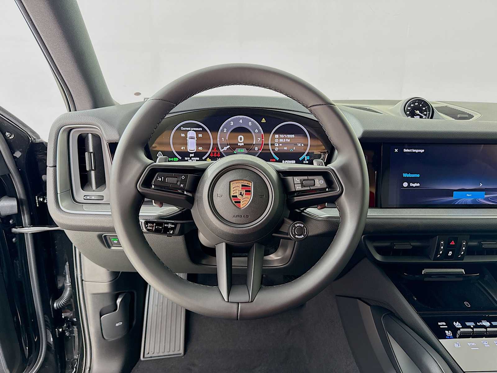Thumbnail: 2026 Porsche Cayenne - 12
