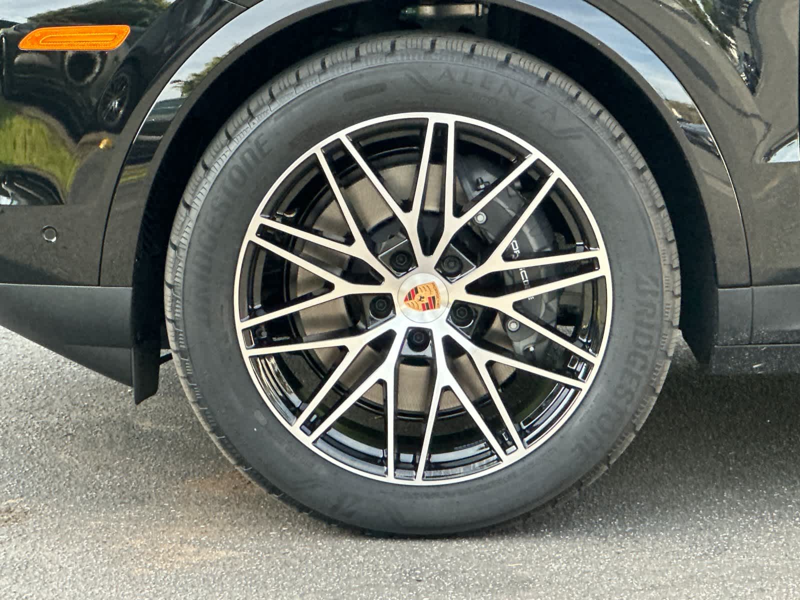 Thumbnail: 2026 Porsche Cayenne - 32