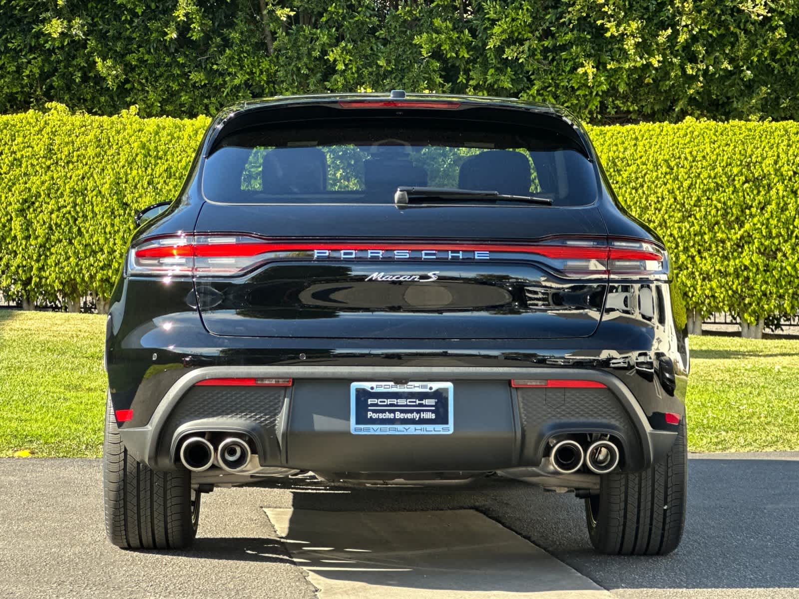 Thumbnail: 2026 Porsche Macan - 7