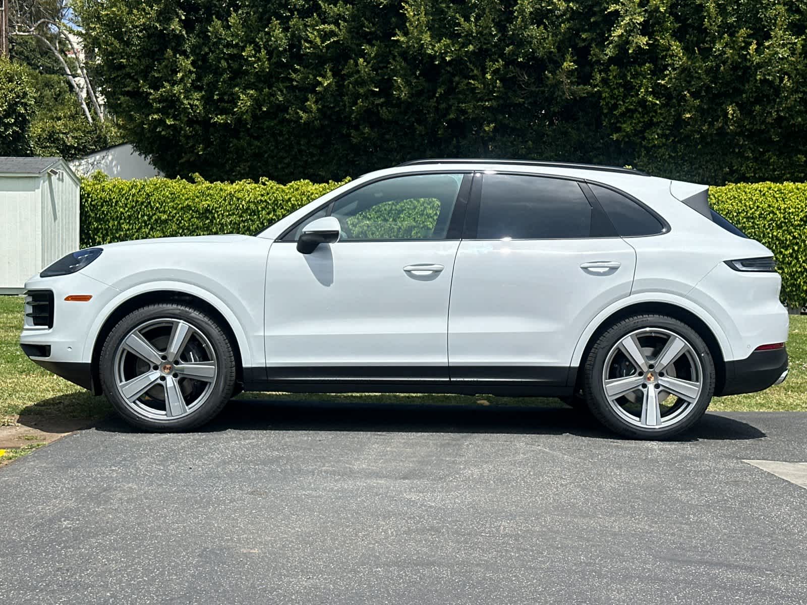 Thumbnail: 2026 Porsche Cayenne - 2