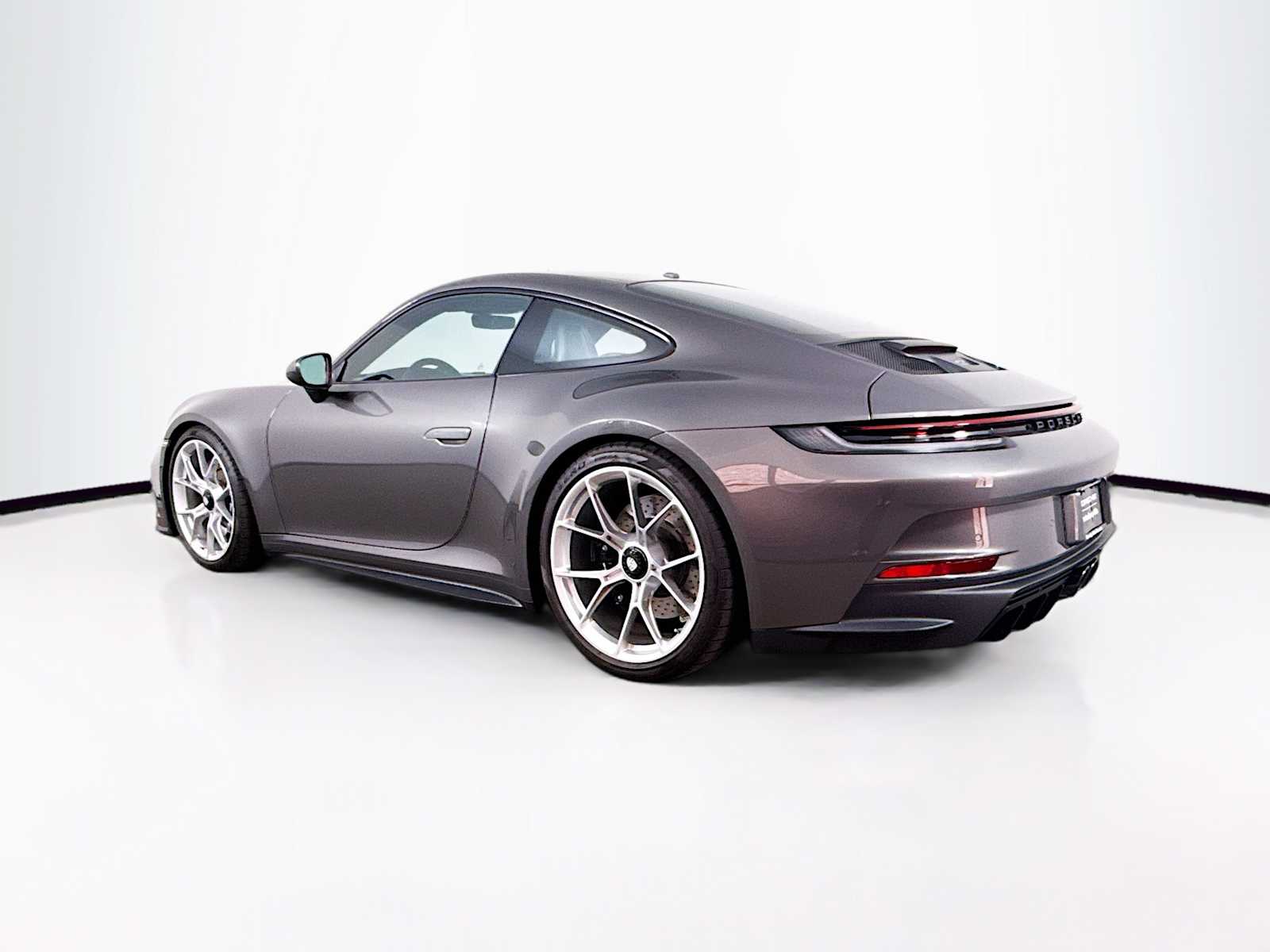 Thumbnail: 2023 Porsche 911 - 3