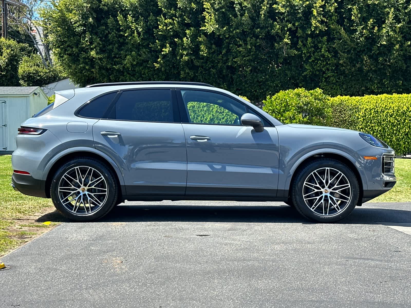 Thumbnail: 2026 Porsche Cayenne - 9