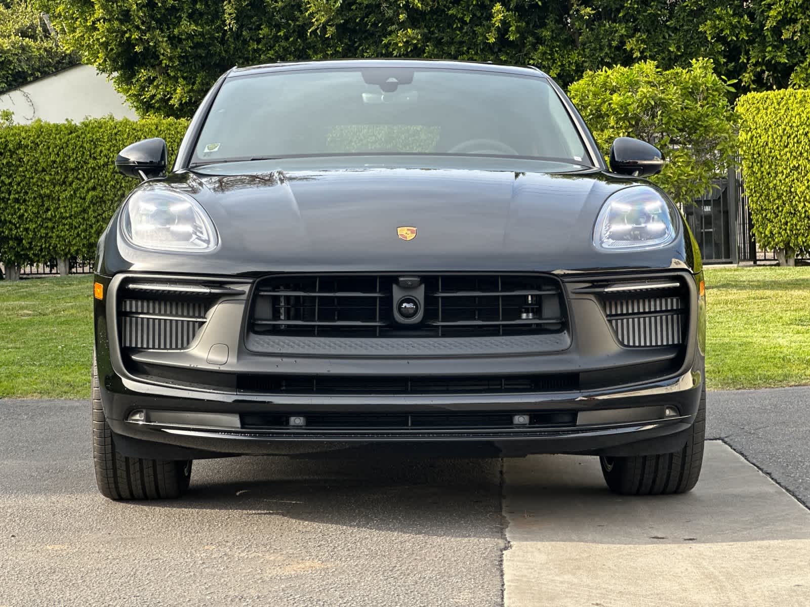 Thumbnail: 2026 Porsche Macan - 11
