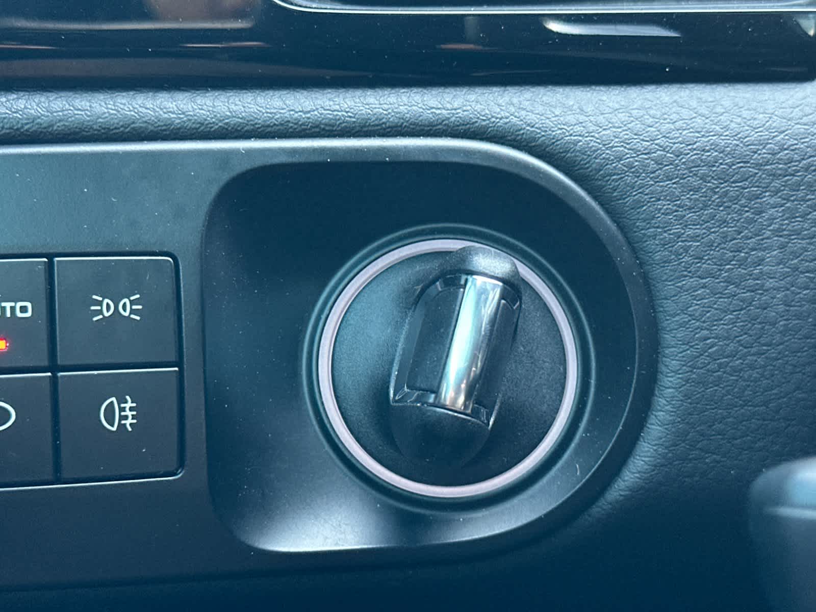 Thumbnail: 2022 Porsche Cayenne - 26