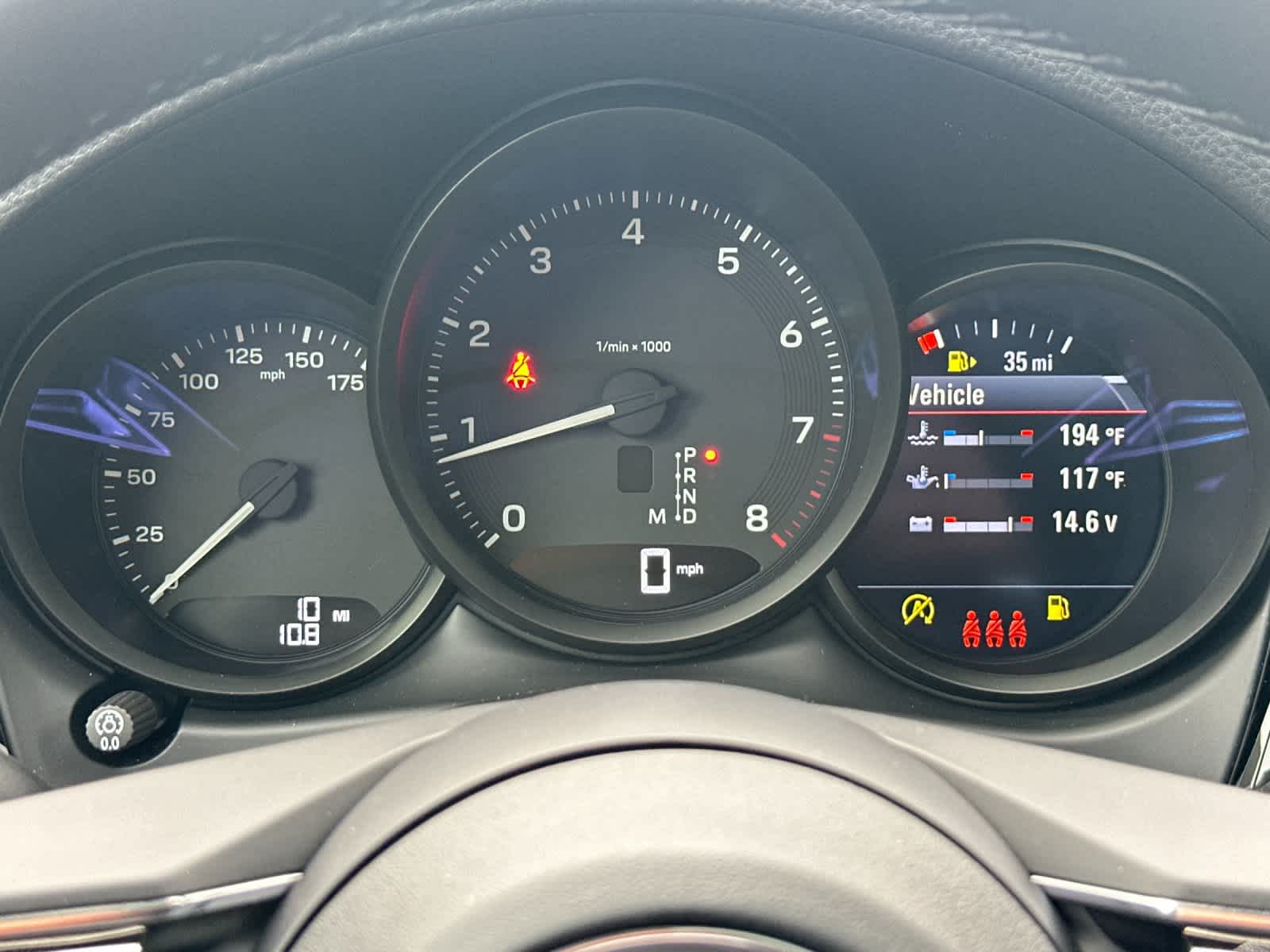 Thumbnail: 2026 Porsche Macan - 29