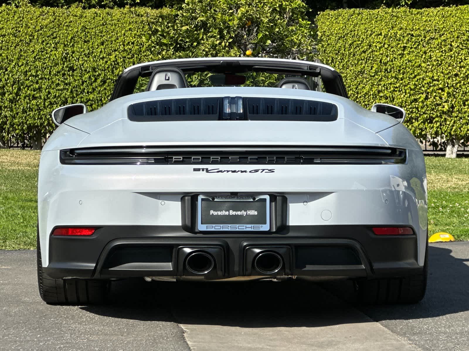 Thumbnail: 2026 Porsche 911 - 6