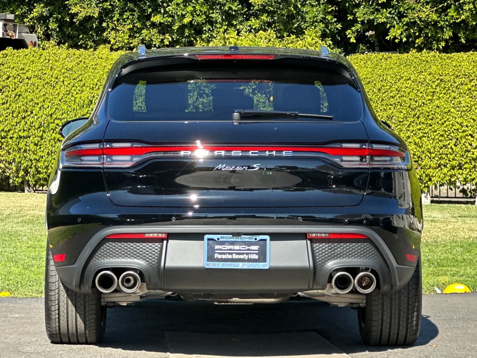 Thumbnail: 2026 Porsche Macan - 7