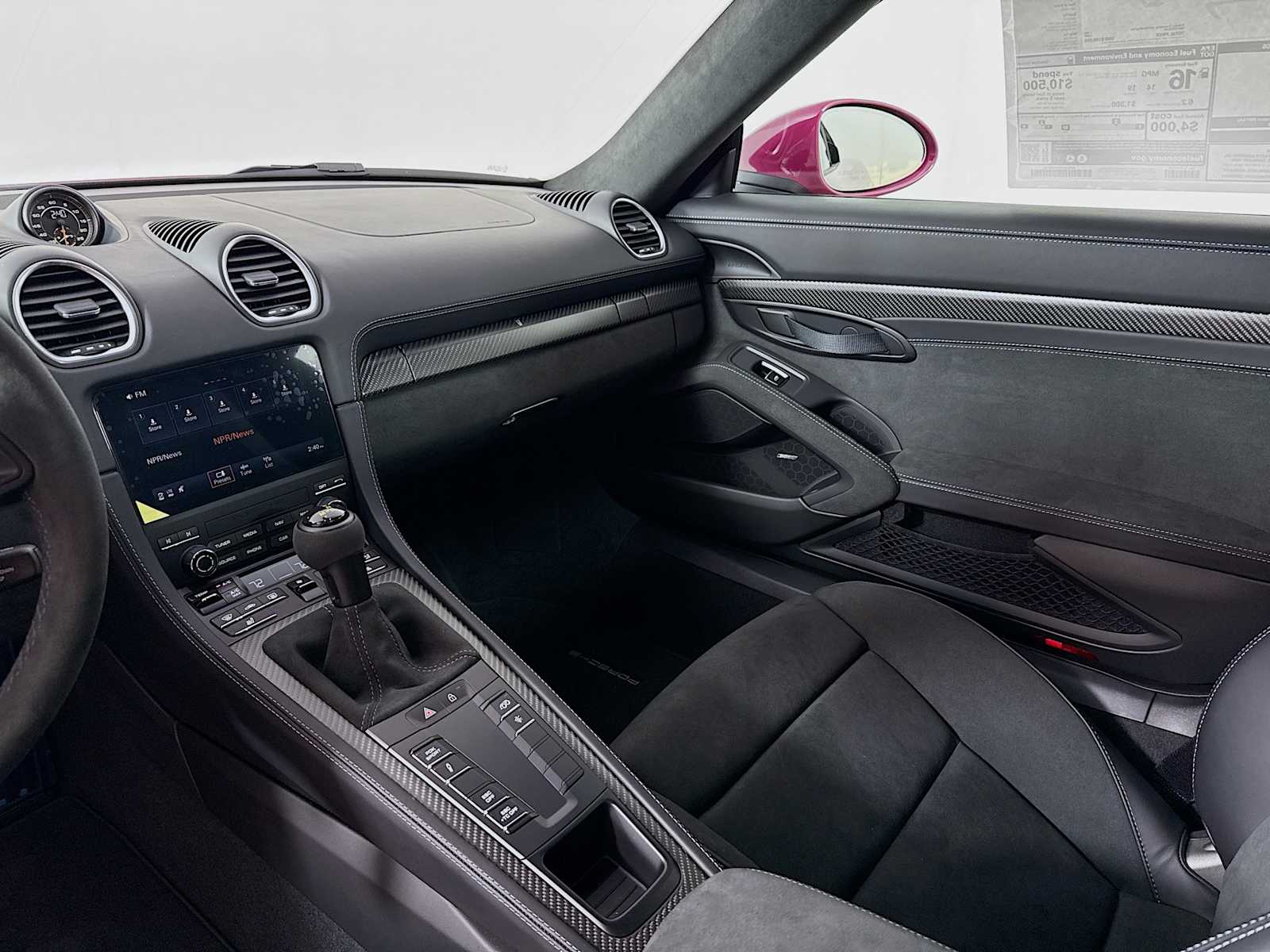 Thumbnail: 2025 Porsche  - 17