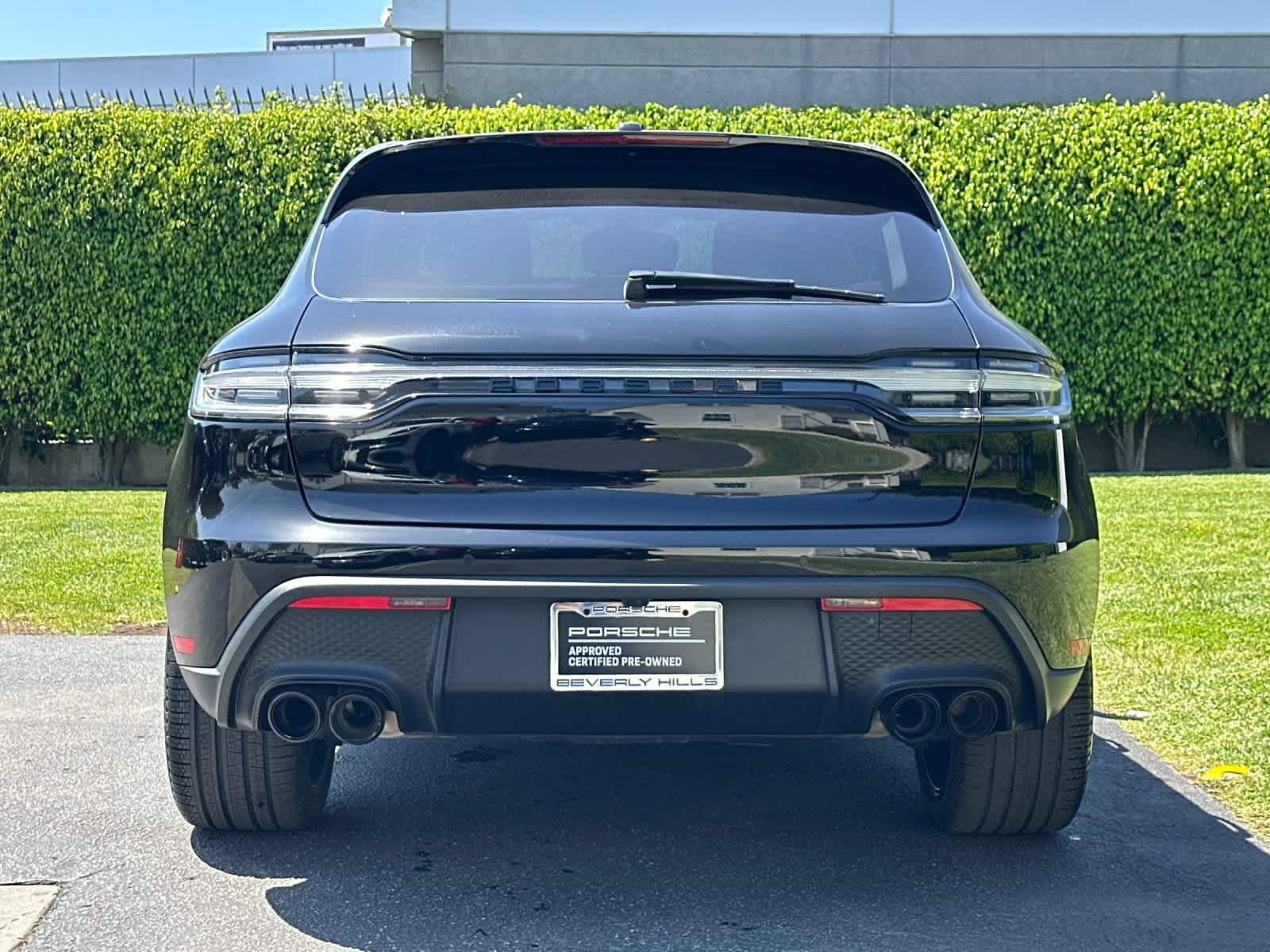 Thumbnail: 2024 Porsche Macan - 7