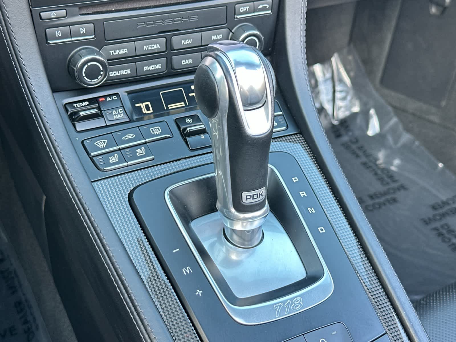 Thumbnail: 2023 Porsche 718 Boxster - 21