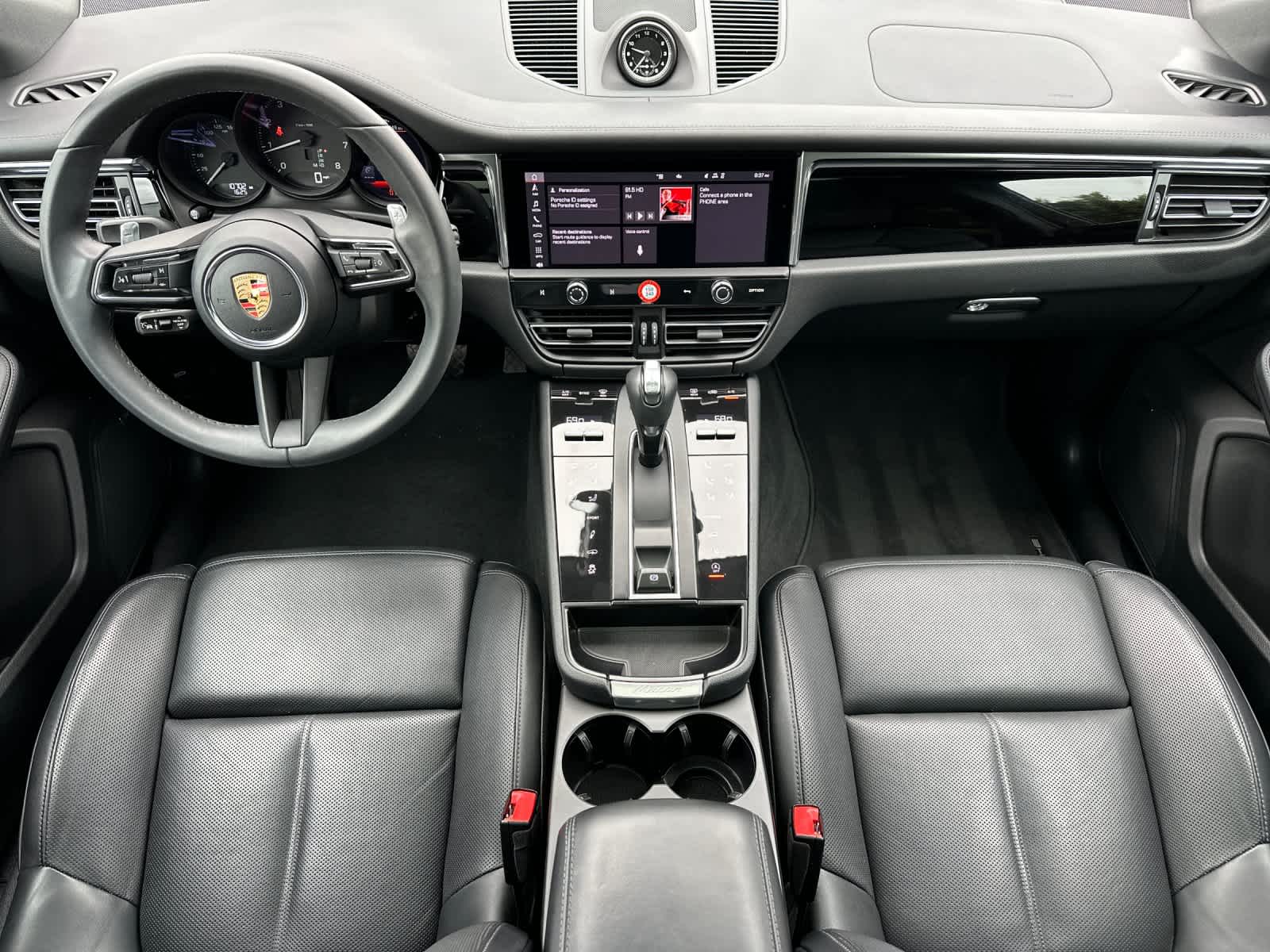 Thumbnail: 2025 Porsche Macan - 6