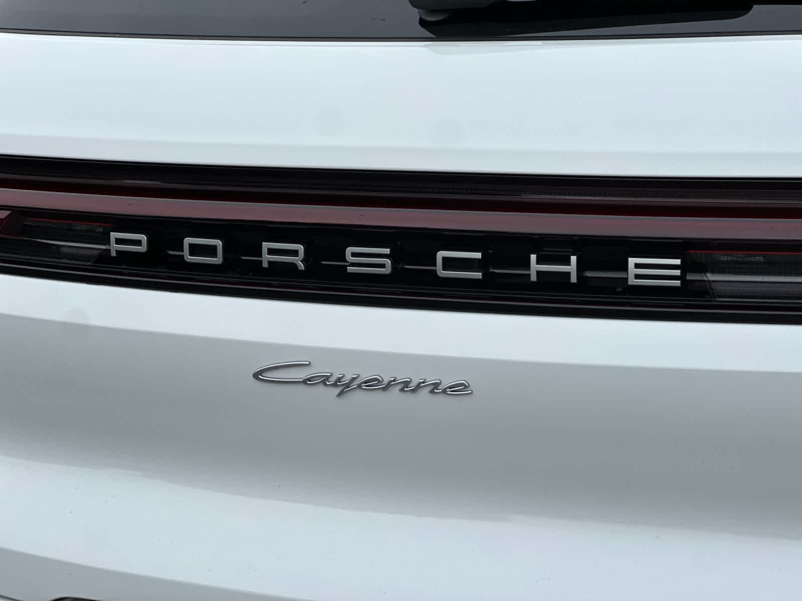 Thumbnail: 2026 Porsche Cayenne - 33