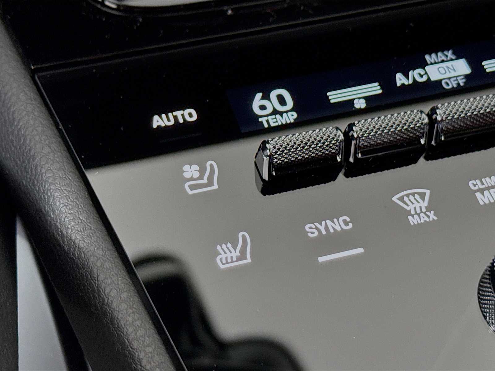 Thumbnail: 2026 Porsche Cayenne - 16