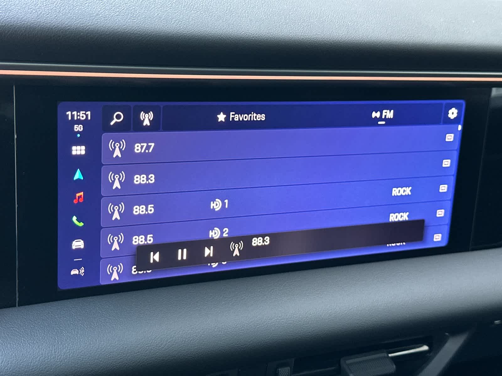 Thumbnail: 2025 Porsche Macan - 21