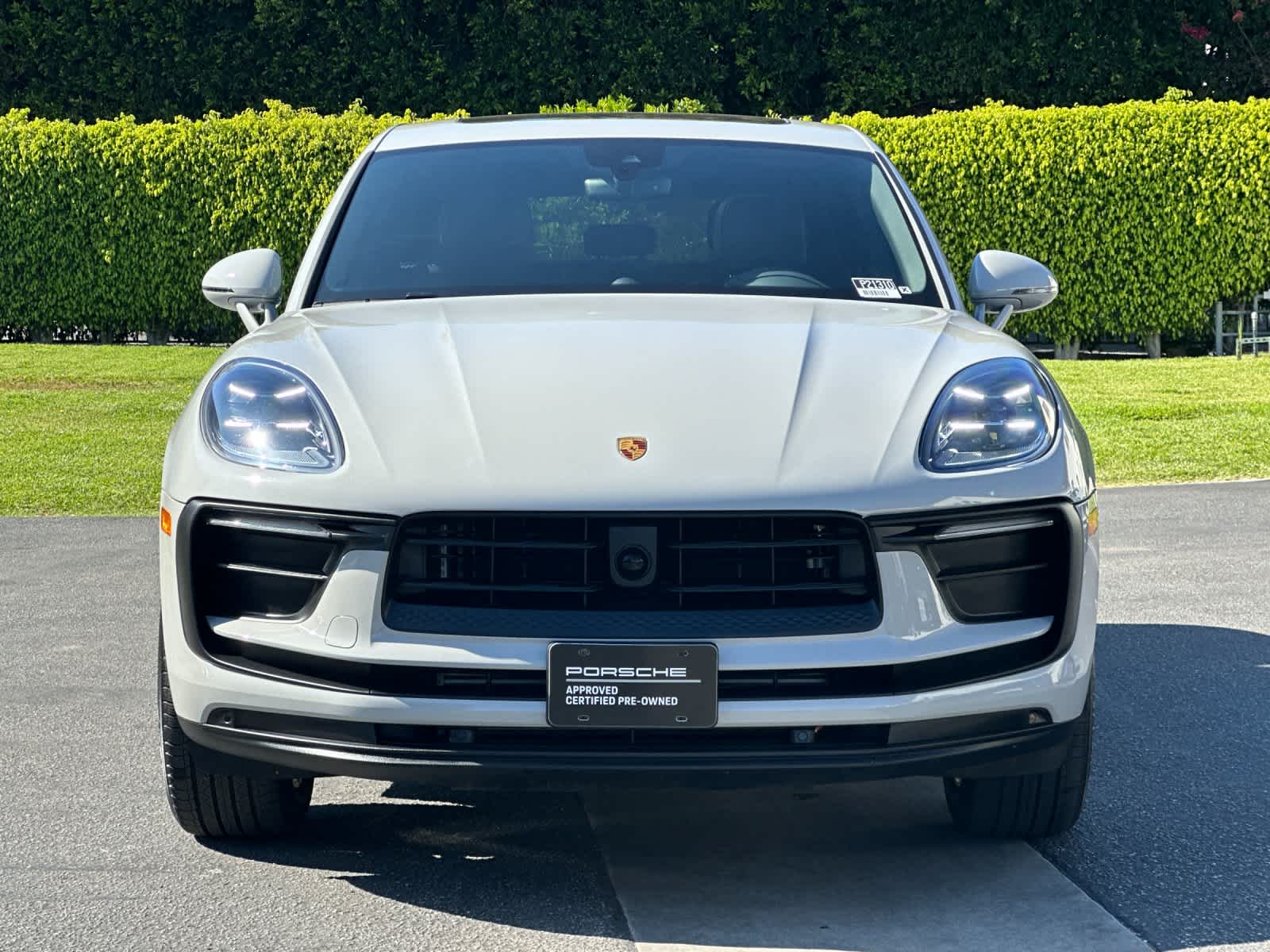 Thumbnail: 2025 Porsche Macan - 11