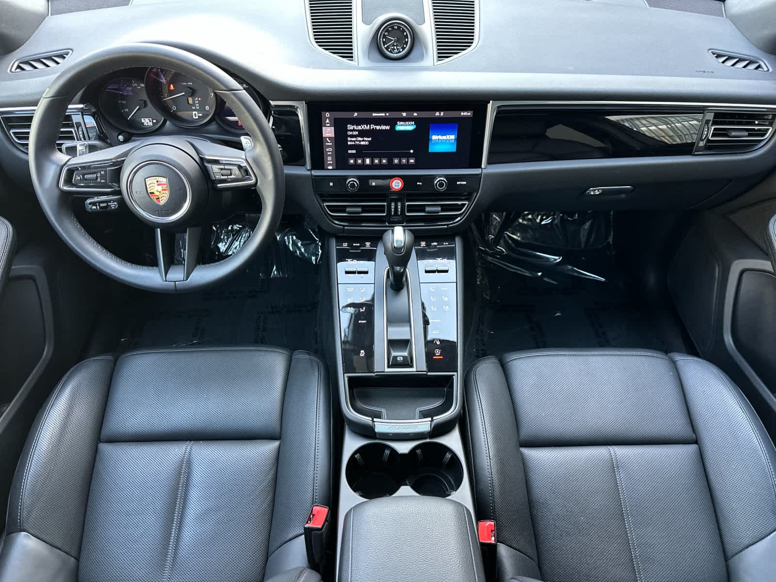 Thumbnail: 2025 Porsche Macan - 6