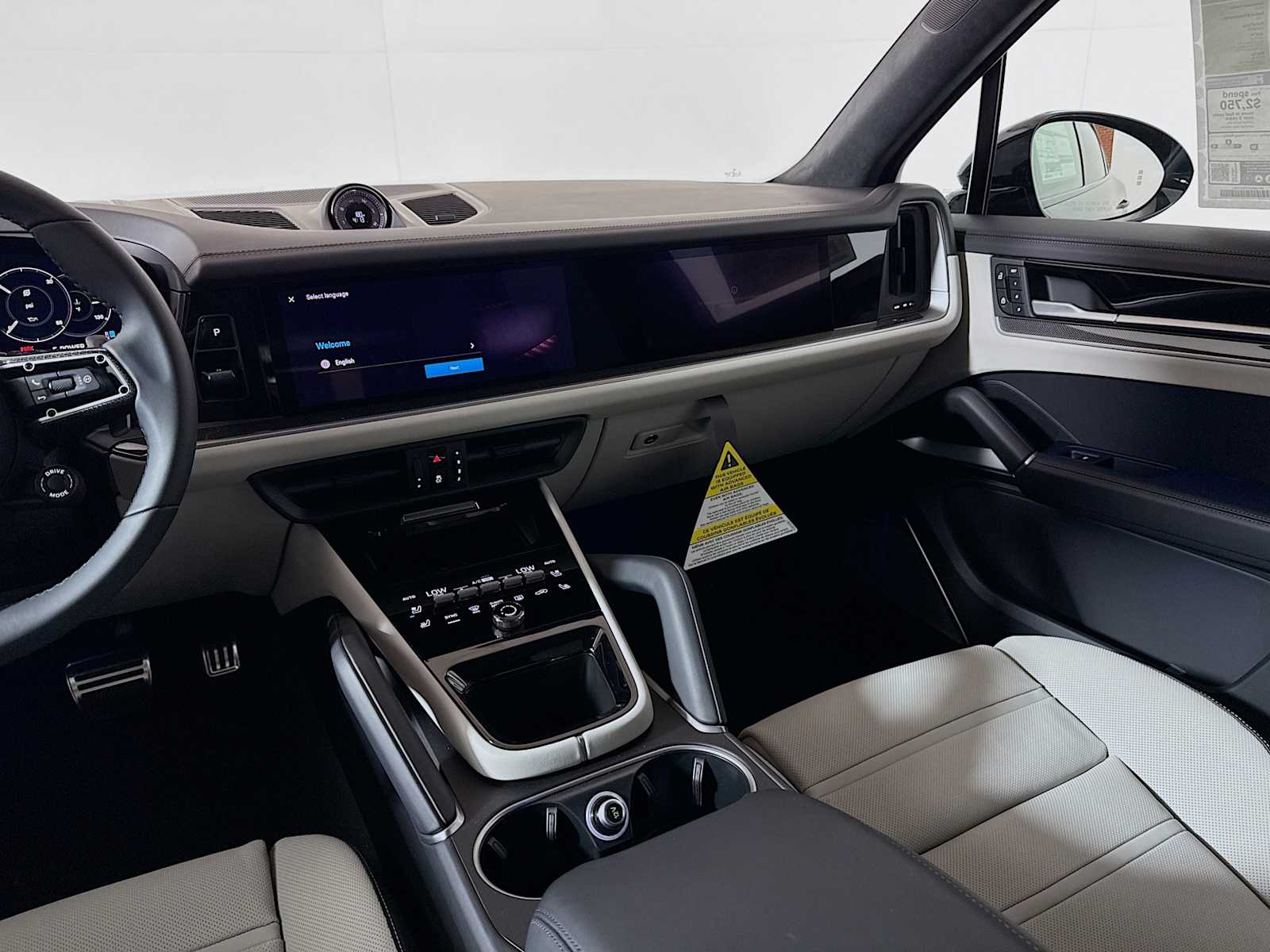 Thumbnail: 2025 Porsche Cayenne - 19