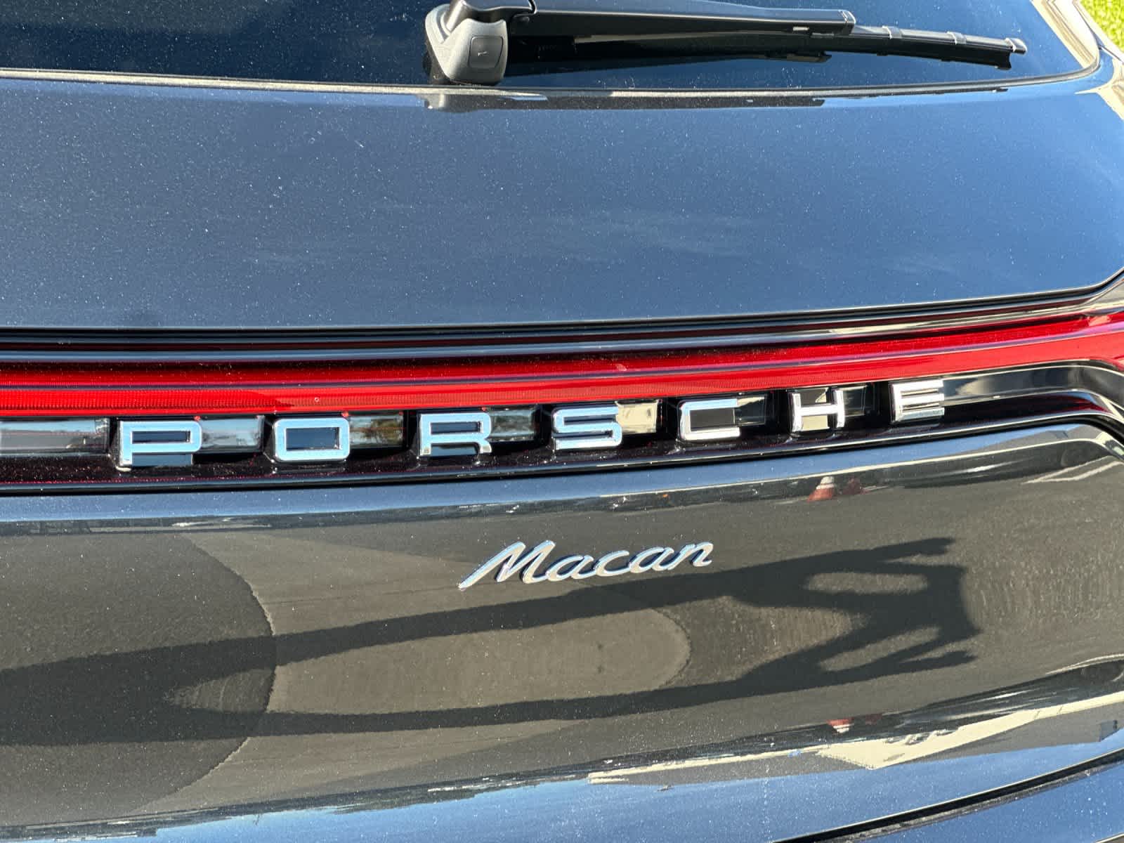 Thumbnail: 2026 Porsche Macan - 32