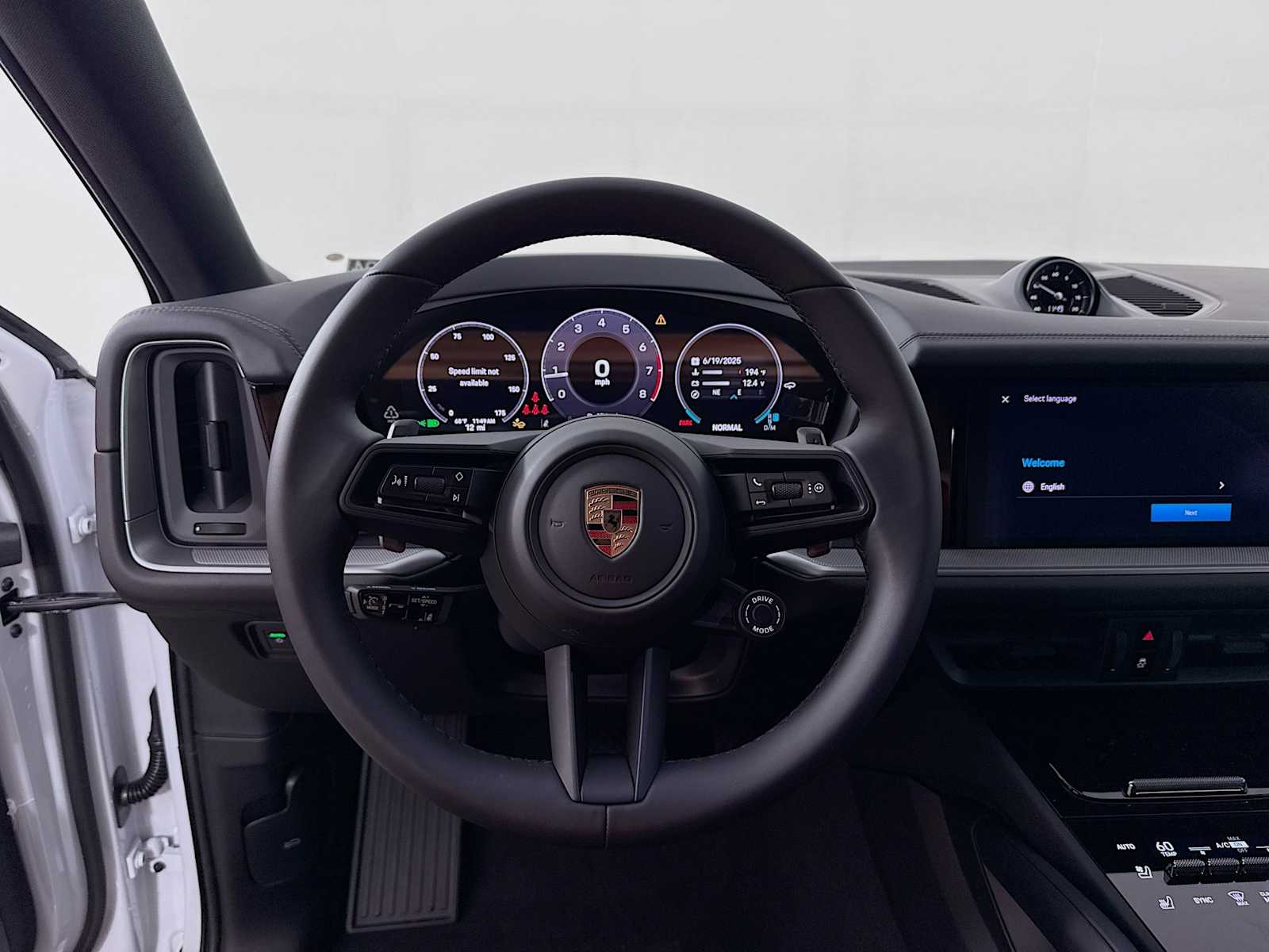 Thumbnail: 2025 Porsche Cayenne - 12