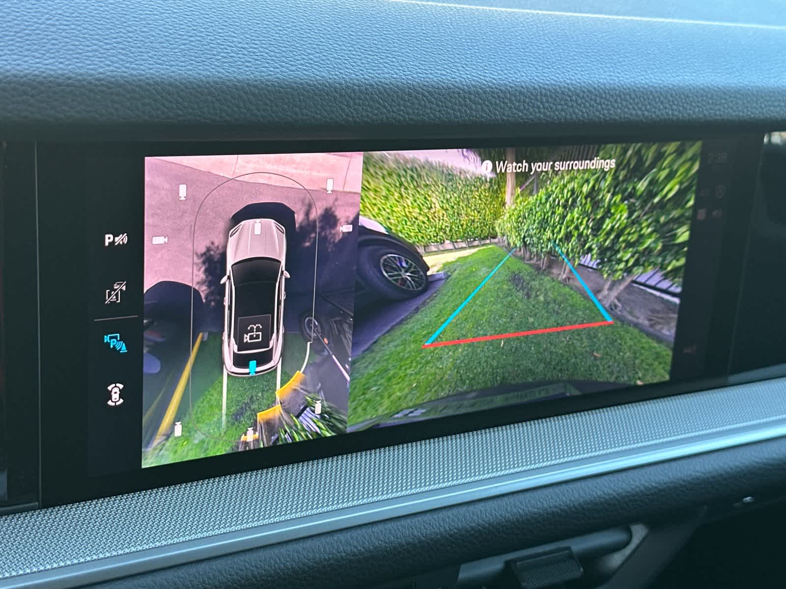 Thumbnail: 2026 Porsche Cayenne - 23