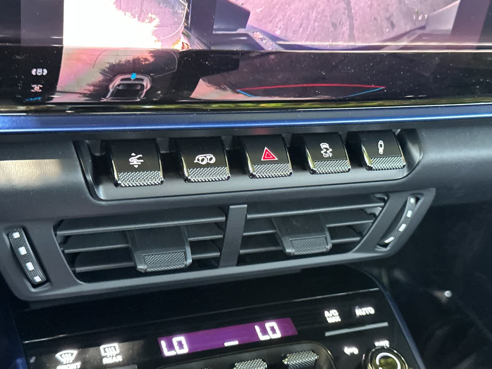 Thumbnail: 2026 Porsche 911 - 22