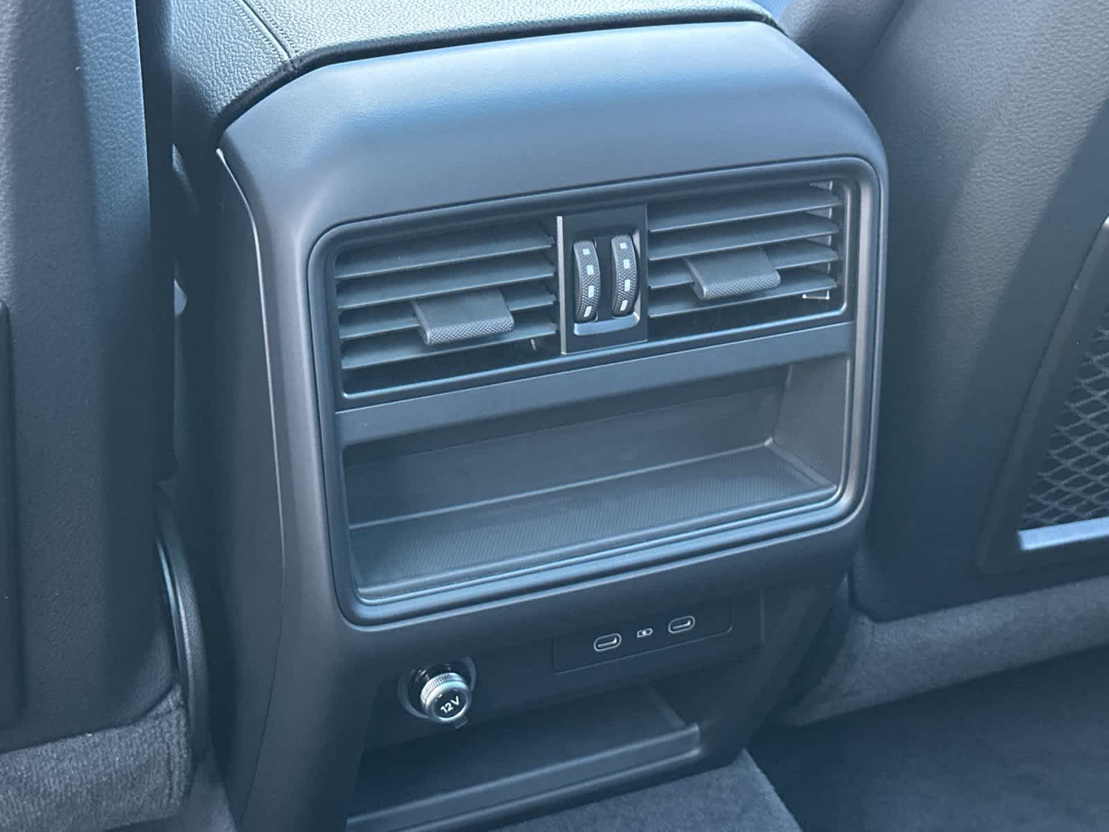 Thumbnail: 2026 Porsche Cayenne - 14