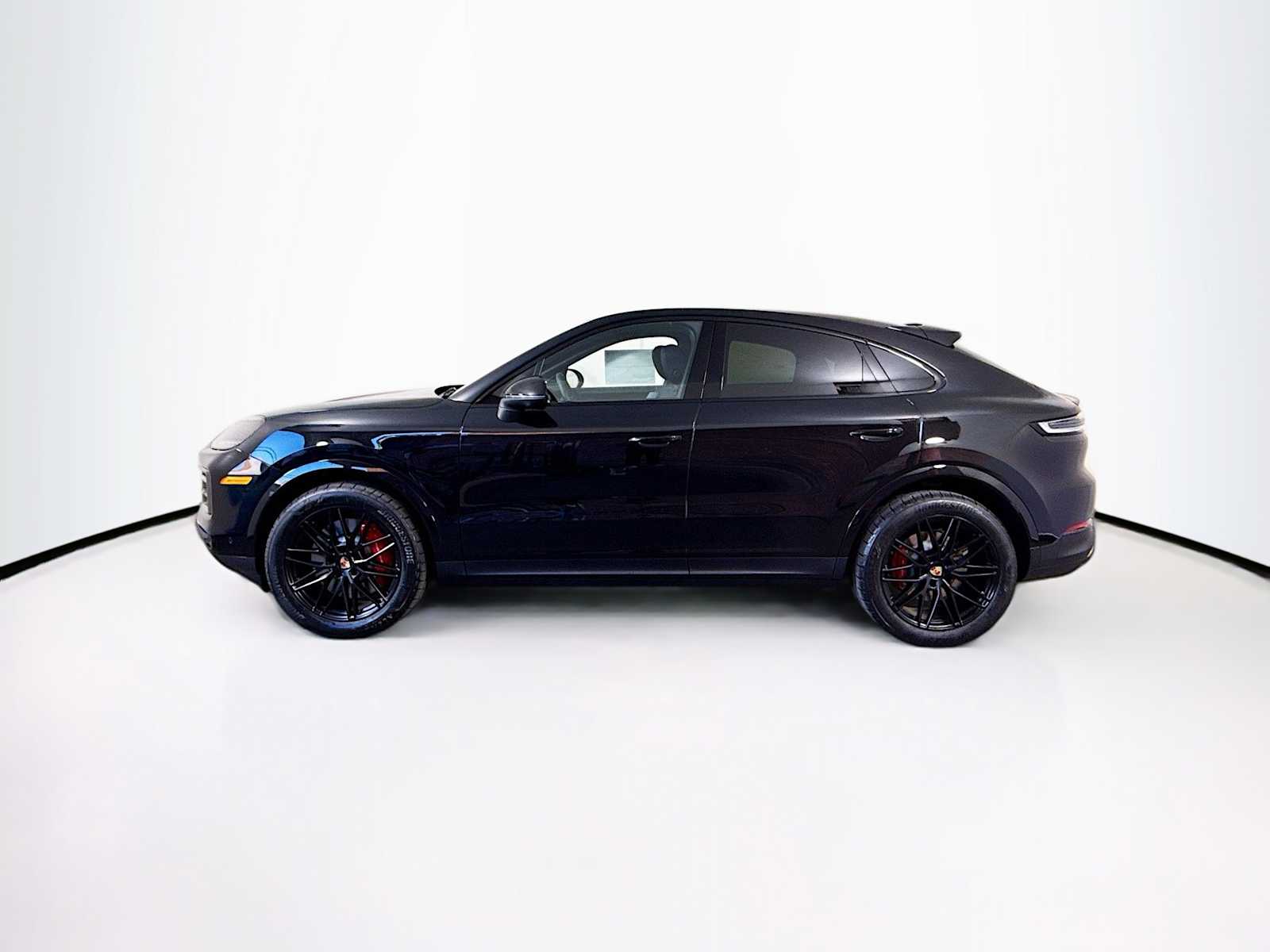 Thumbnail: 2026 Porsche Cayenne - 2