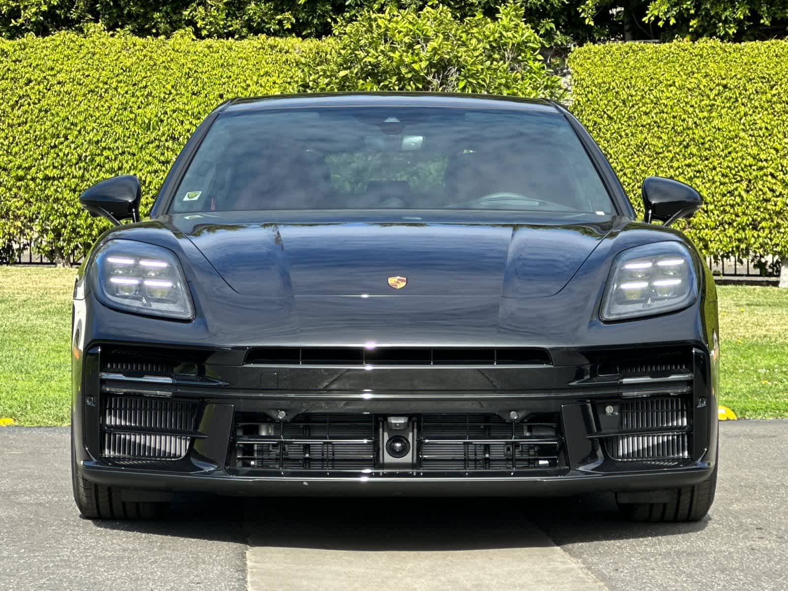 Thumbnail: 2026 Porsche Panamera - 11