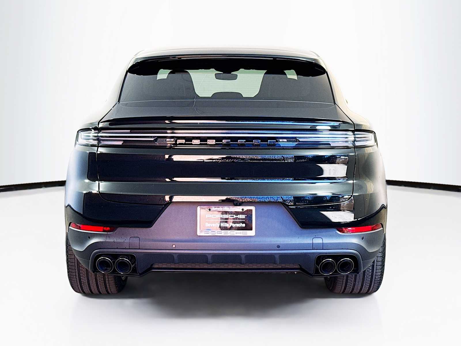 Thumbnail: 2026 Porsche Cayenne - 10