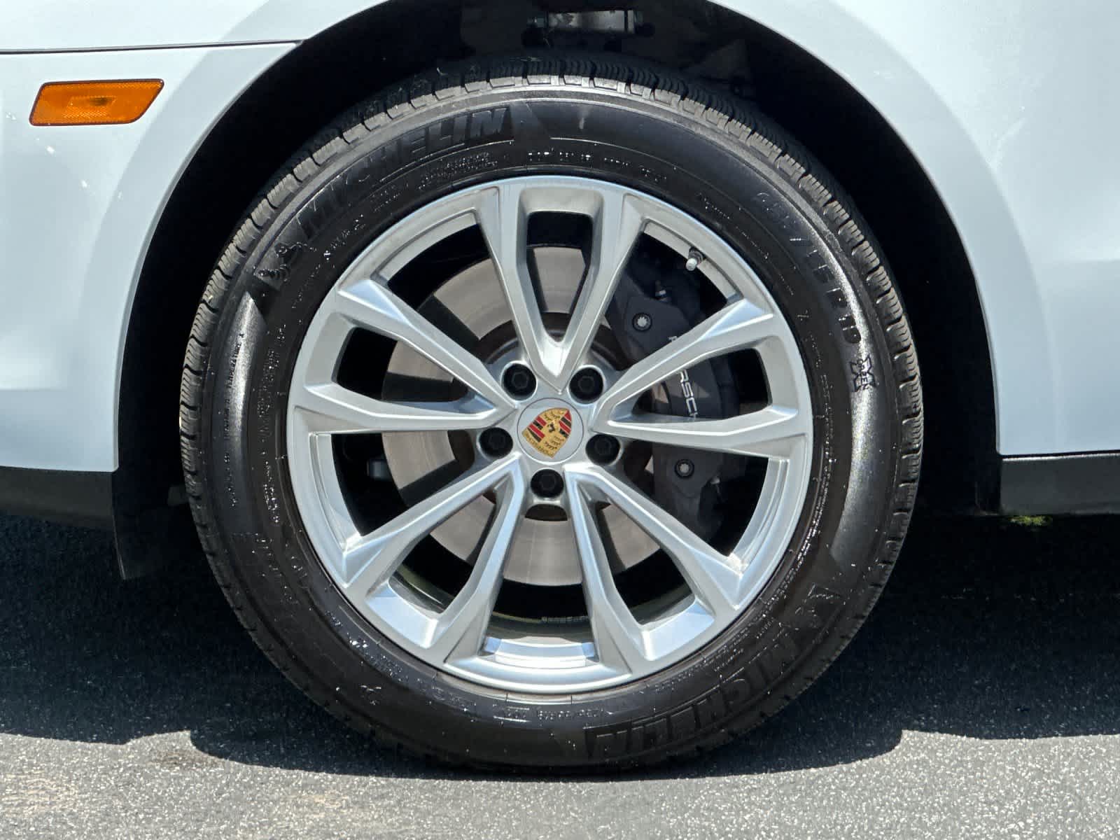 Thumbnail: 2025 Porsche Macan - 29