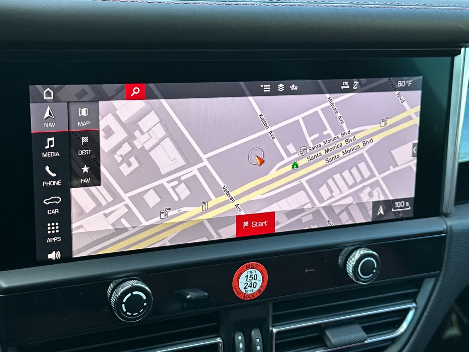 Thumbnail: 2025 Porsche Macan - 22