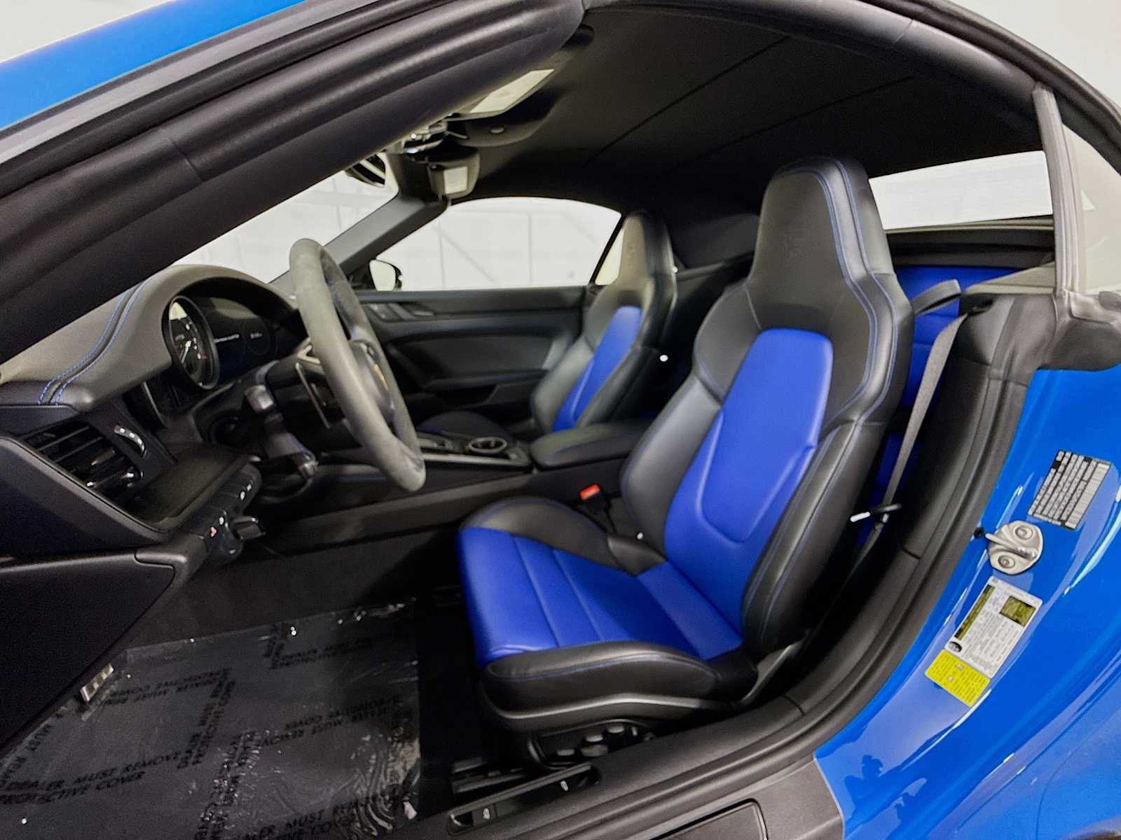 Thumbnail: 2023 Porsche 911 - 5